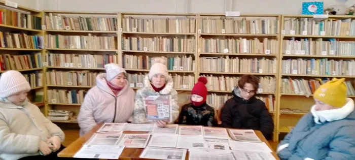 на фото участники беседы