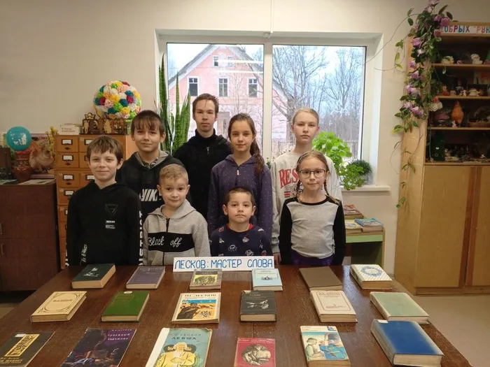 на фотографии участники мероприятия (1)