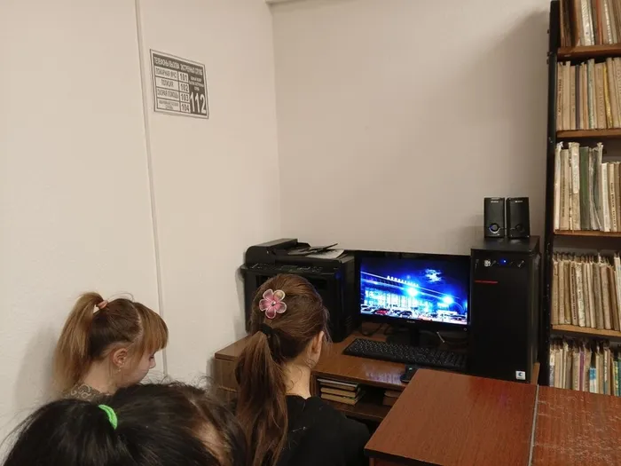 на фото участники беседы (3)