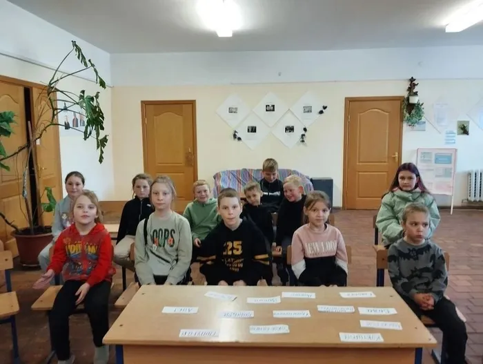 участники интерактивной викторины Путешествие в мир пернатых