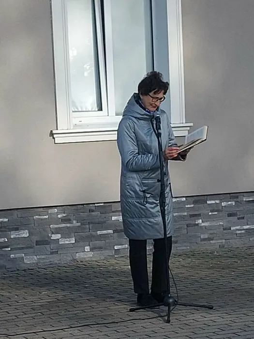 Читает М,И,Третьякова