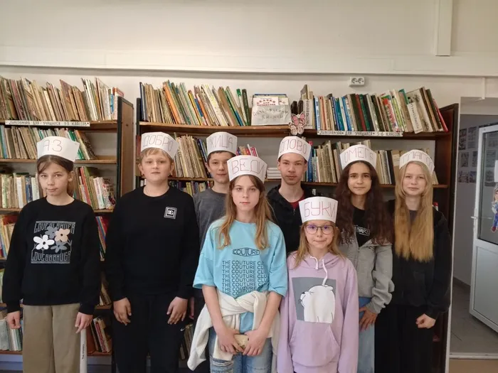 Участники мероприятия От знаков к буквам, от бересты к страницам (2)