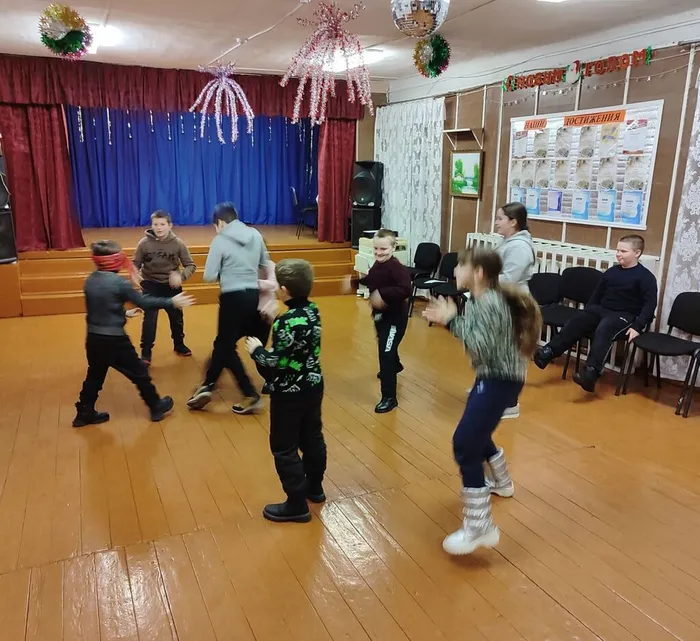 Подвижная игра ,,Жмурки,,