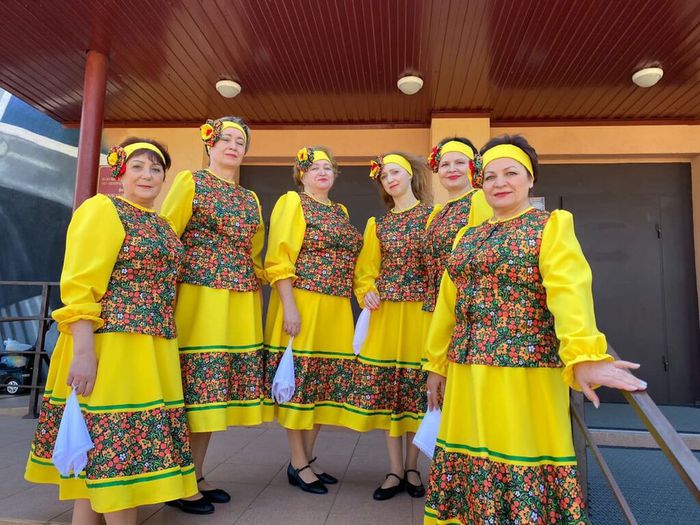 танцевальный коллектив Рябинушки